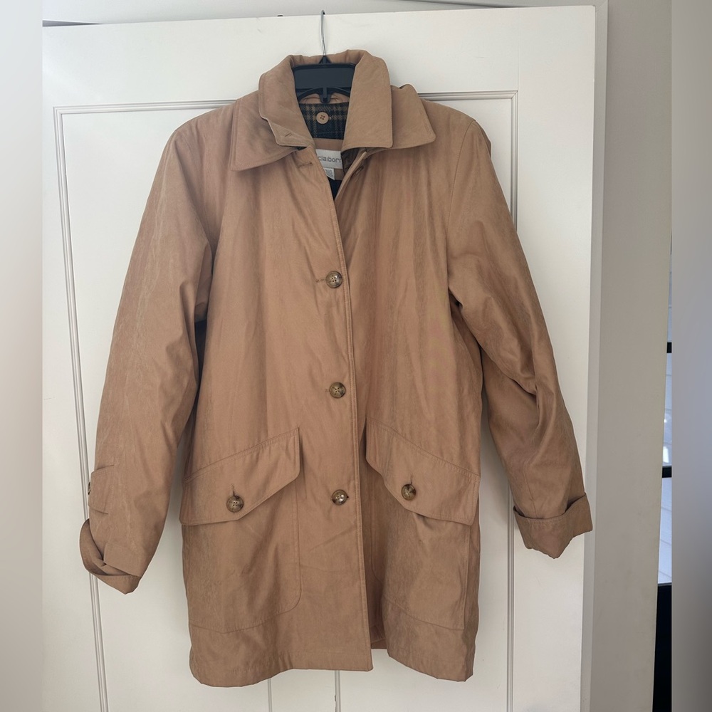 Liz Claiborne Women’s Small Medium Tan and Black Barn Jacket Trench Plaid Coat